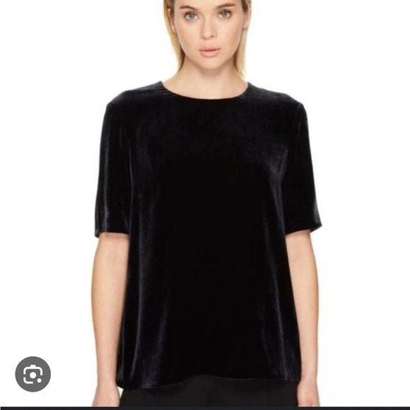 J.CREW BLACK VELOUR SHORT SLEEVE TOP - Picture 1 of 6